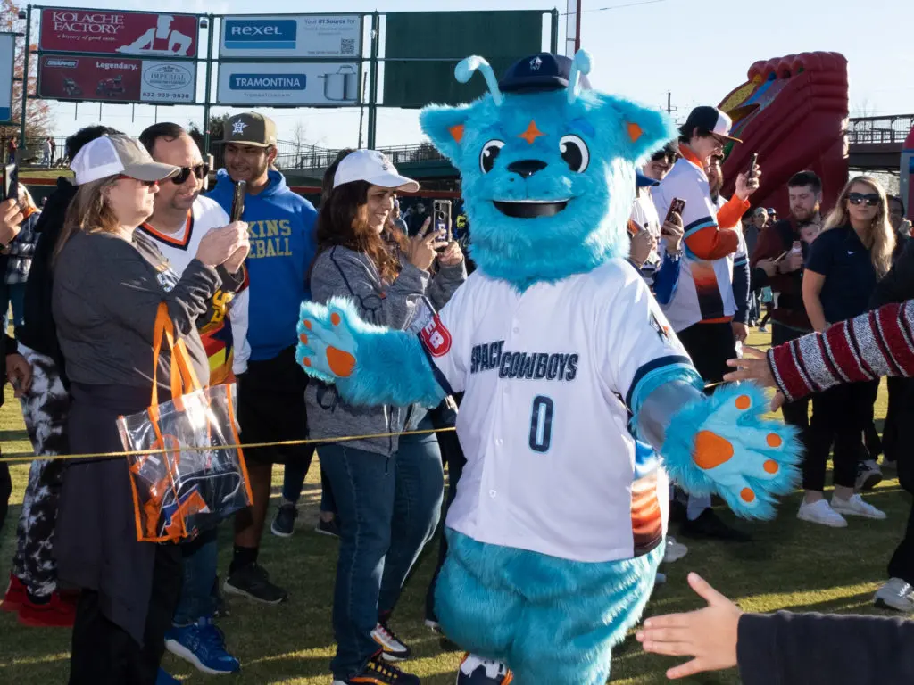 Space dog Orion — the Sugar Land Triple A team's new mascot — drew a crowd. (Photo by F. Carter Smith)