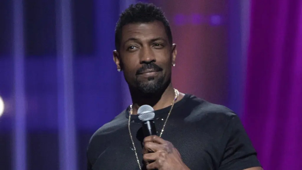 Comedian Deon Cole will perform at Majestic Theatre this weekend.