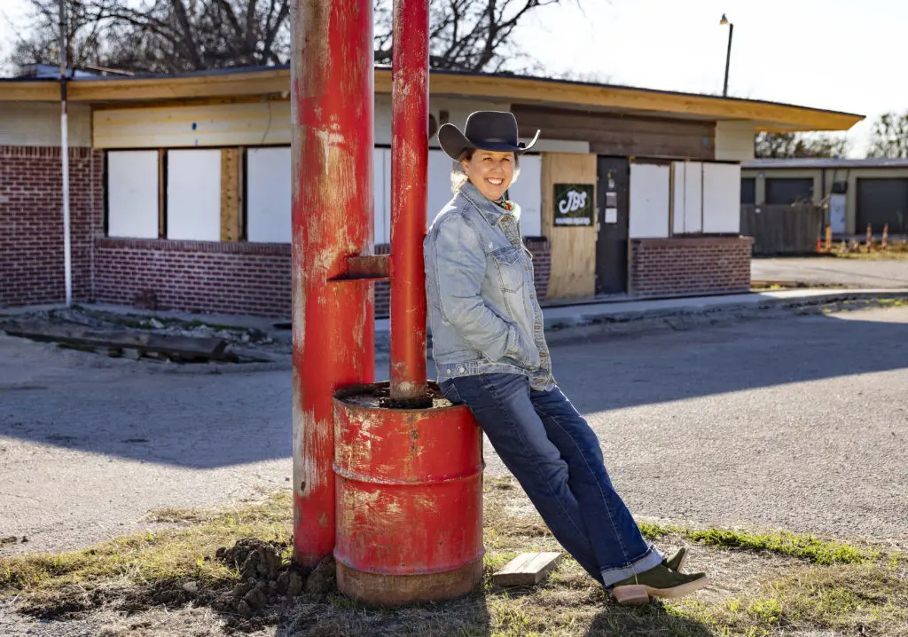 Gigi Howell will open JD's Hamburgers in Westland this spring.