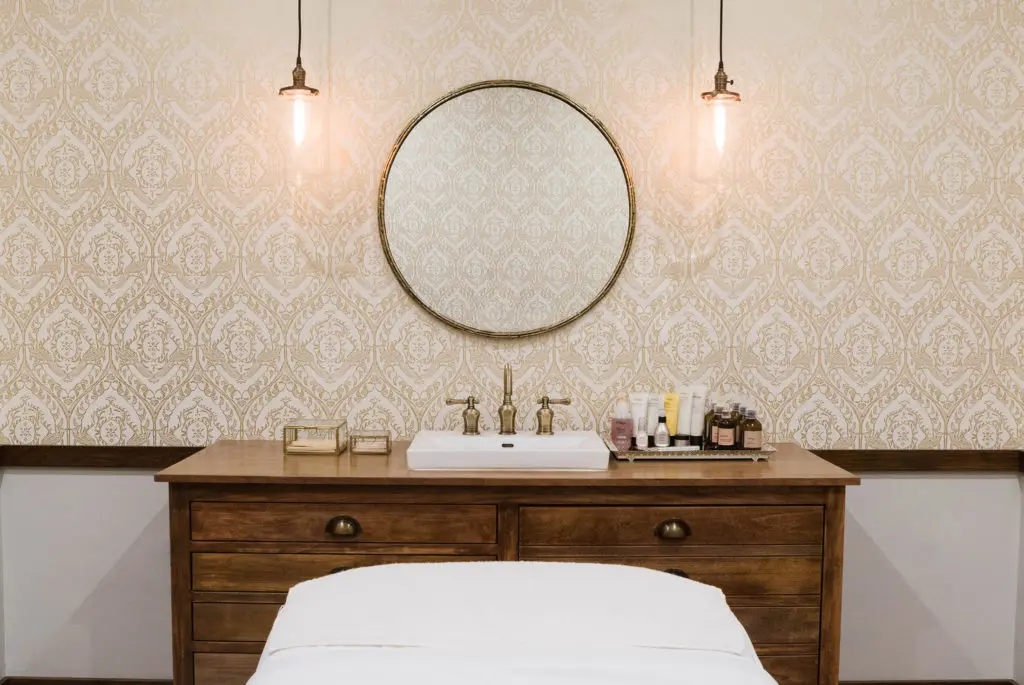 vivians boutique spa