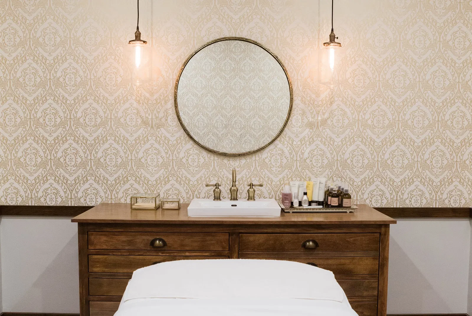 vivians boutique spa
