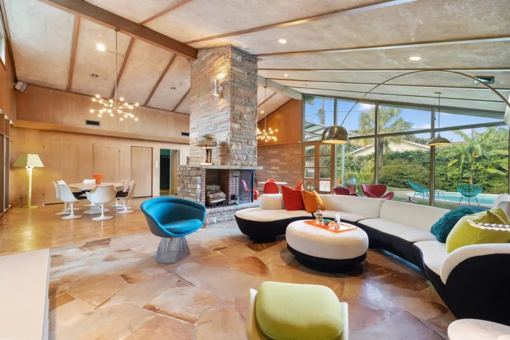 Mid-Century Modern Marvel Hits the Market With a $1.5 Million Asking Price — Inside a Time Capsule of a House in Old Braeswood
