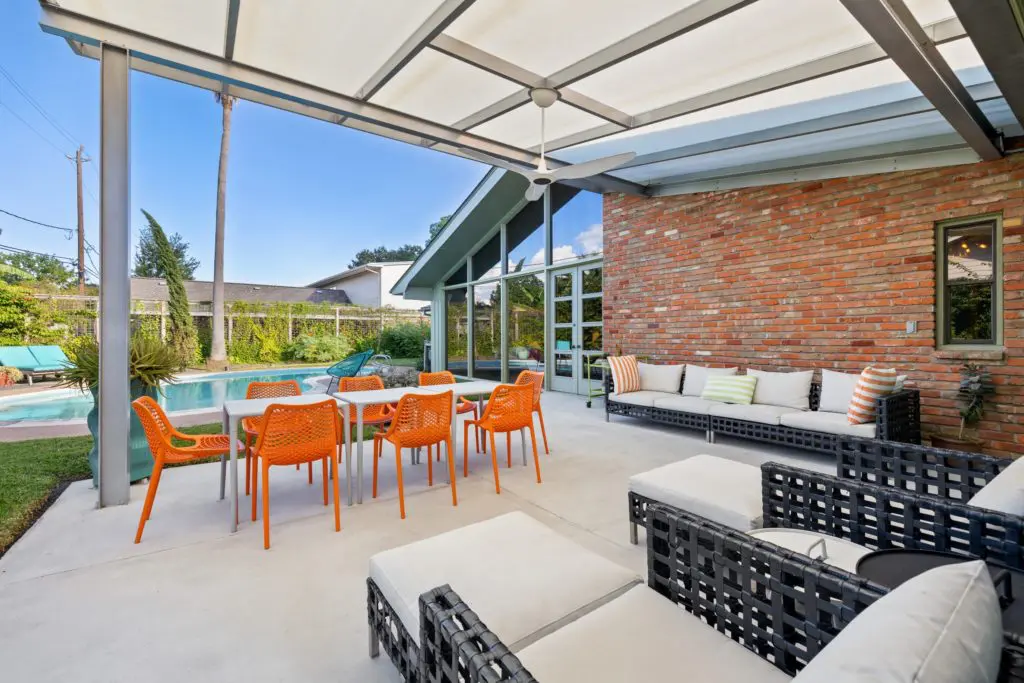 The mid-century modern time-capsule dwelling at 2430 Maroneal Street in Old Braeswood   (Photo by Josh Gremillion Photography)