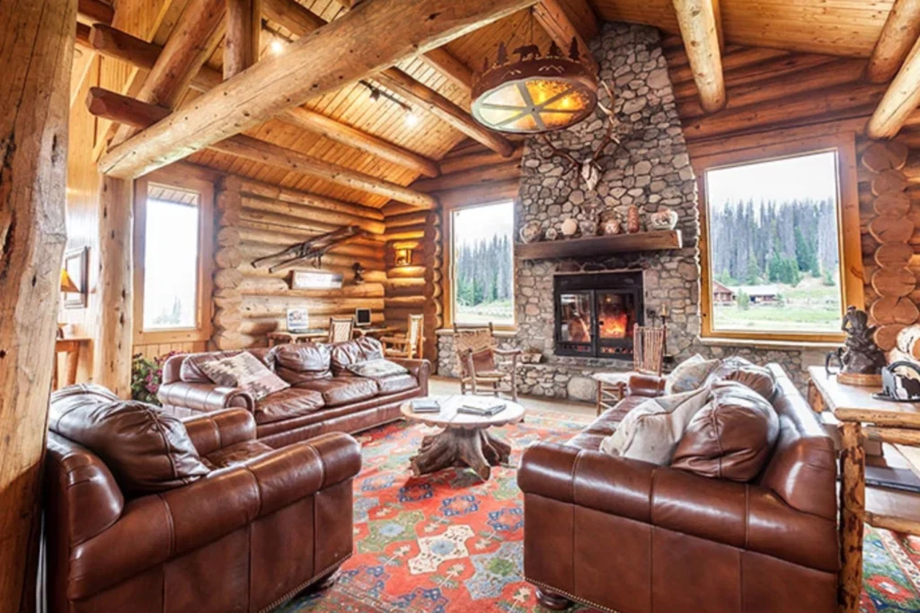 Brooks Lake Lodge offers mountain luxury for the ultimate Wyoming getaway in Dubois (courtesy Visit Wyoming)