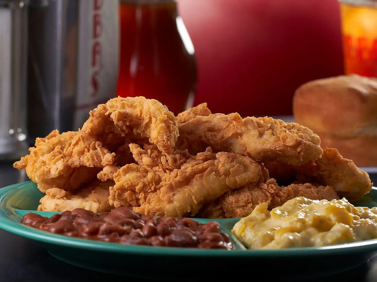 Bubba Cooks Fried Chicken Dallas