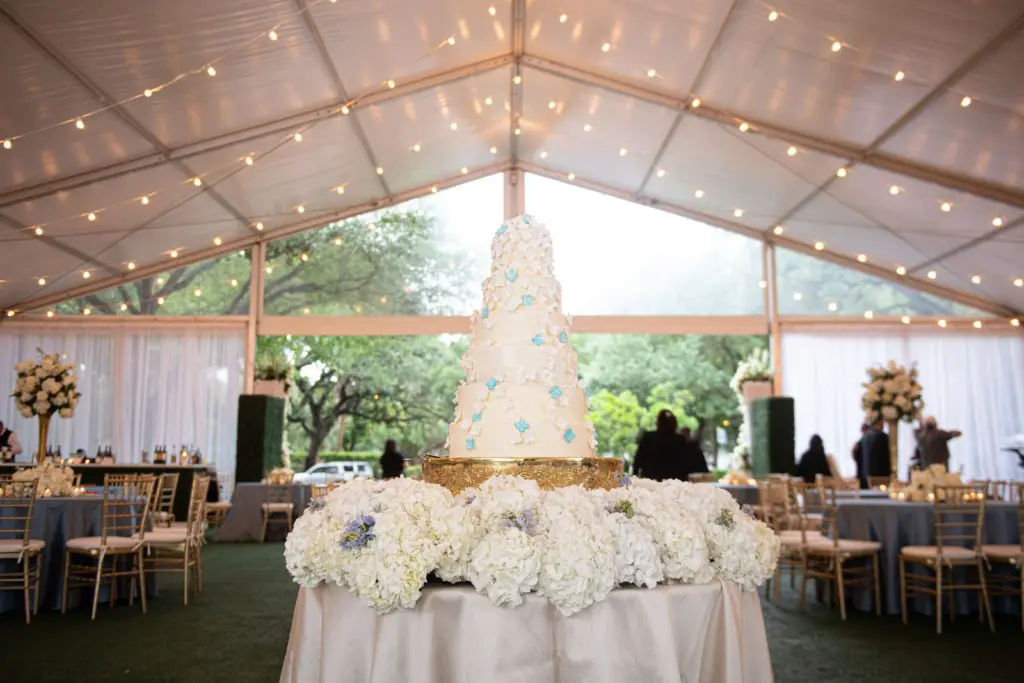 Their special wedding cake. (Photo by David Sixt Photography)