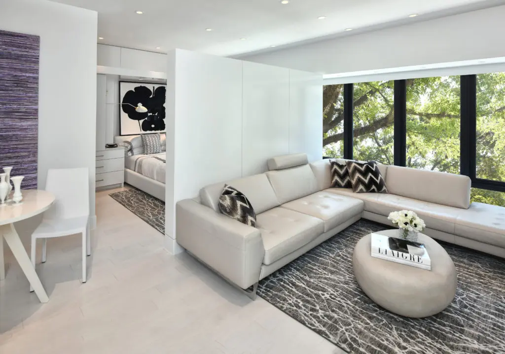 This Garden Oaks gem was designed by Gary R. Chandler Architecture with interior design by Paula Fyhr Designs, landscape architecture by Design: Exterior Worlds. (Photo by Miro Dvoracak)