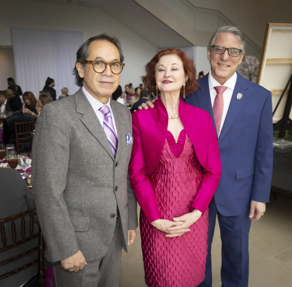 Agustín Arteaga, Eugene McDermott Director of DMA, designer Paula Crevoshay, Martin Bell (Photo by Kim Leeson)
