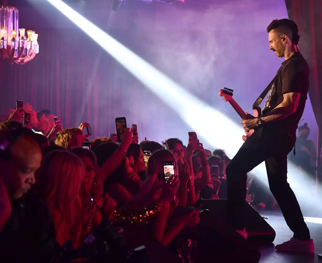 Maroon 5's Adam Levine rocks the crowd of 2,000 attending Tilman Fertitta's San Luis Salute to Galveston Mardi Gras. (Dave Rossman photo)