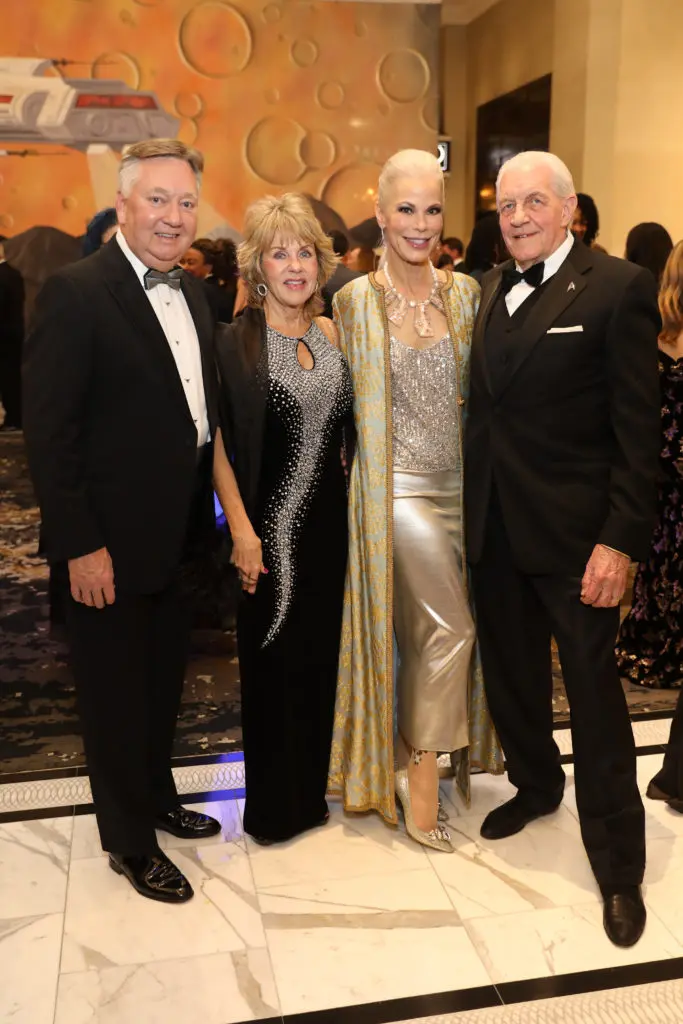 Steve & June Barth, Tia & Jempy Neyman 