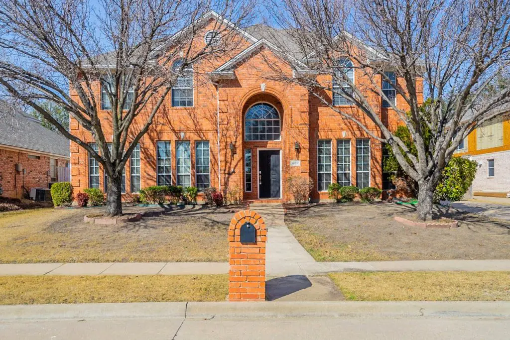 A spacious, updated Keller beauty.