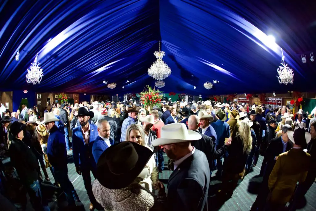Swankiest World’s Championship Bar-B-Que Tent Ever Means Crystal Chandeliers, Country Music Stars and a 50-foot Bar