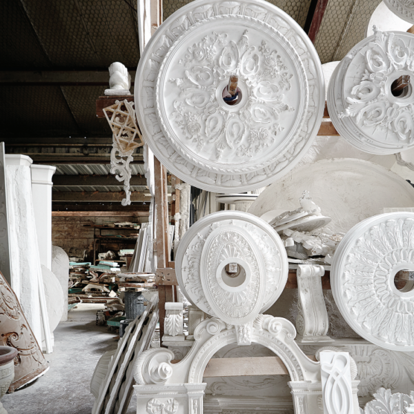 Casci Plaster