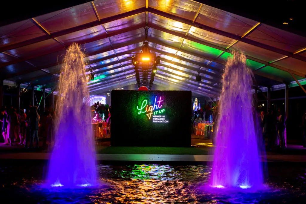 The laser light show at the Memorial Hermann Foundation dinner in Hermann Park. (Photo by Michelle Watson)