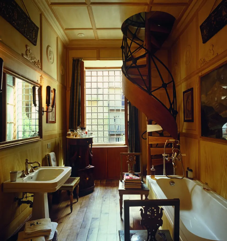 Karl Lagerfeld residence wood-panelled bathroom, Rome, 1990s.