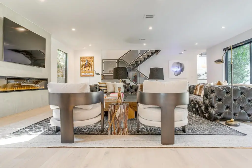 5024 Bryce with its smoked glass staircase and white oak flooring.