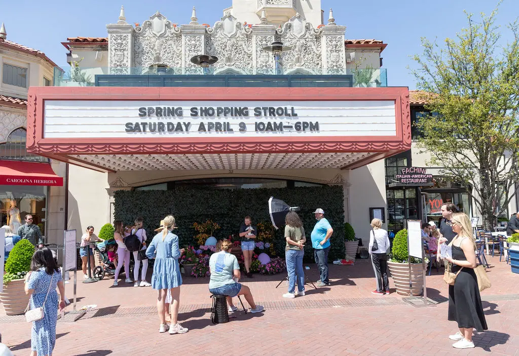 Easter photo opps at the Highland Park Village Shopping Stroll. (Photo by Grant Miller)