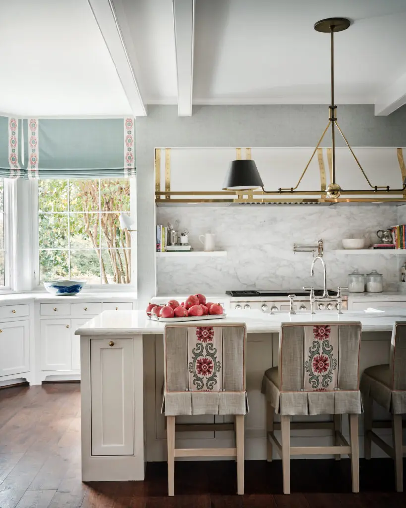 Lindenwood Residence: Residential Interior Design Over 3,500 Square Feet, Lucas/Eilers Design (Photos Stephen Karlisch)