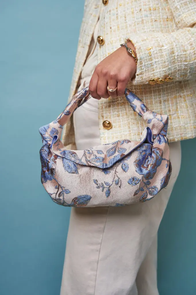 Nodo Mini Clutch in 'Rose Gold' (Photo by Photography courtesy of RAGDOLL PR)
