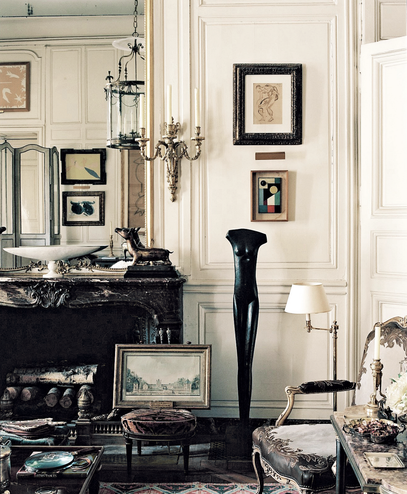 Salon sur Cour at Hubert de Givenchy's Paris home, Hôtel d’Orrouer