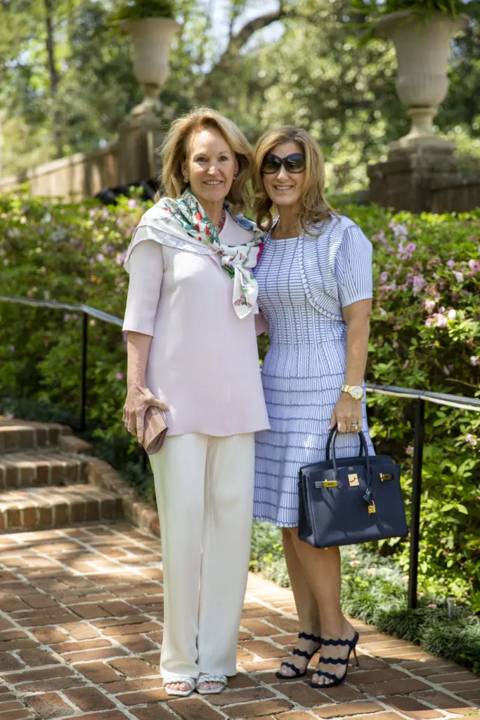 Terry Smith, Lindsay Holstead at the Bayou Bend Collection and Gardens fashion show luncheon (Photo by Jenny Antill)