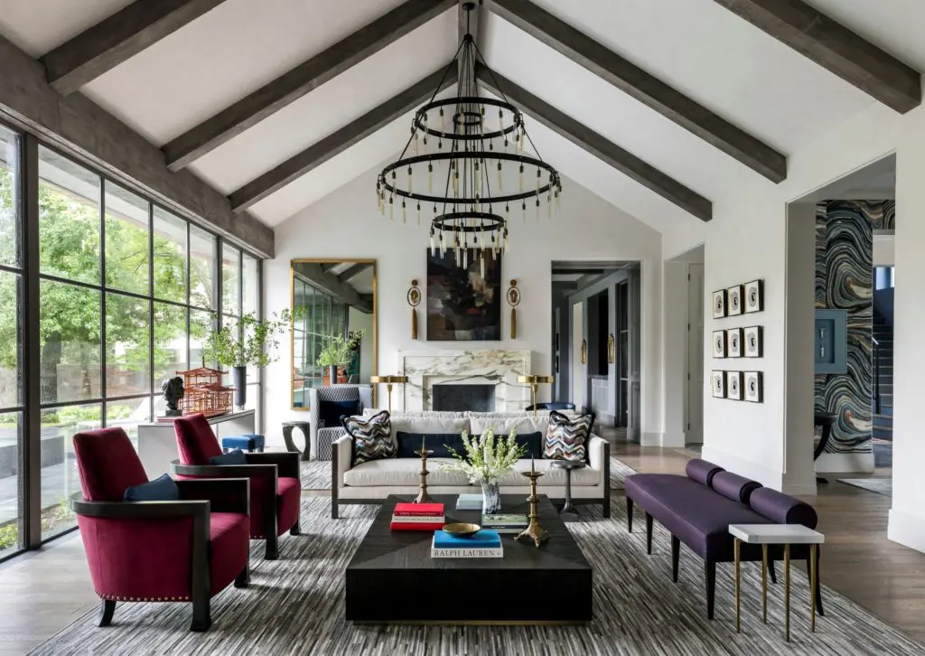 Singular Space — Living or Great Room, Benjamin Johnston Design. (Photos Julie Soefer)