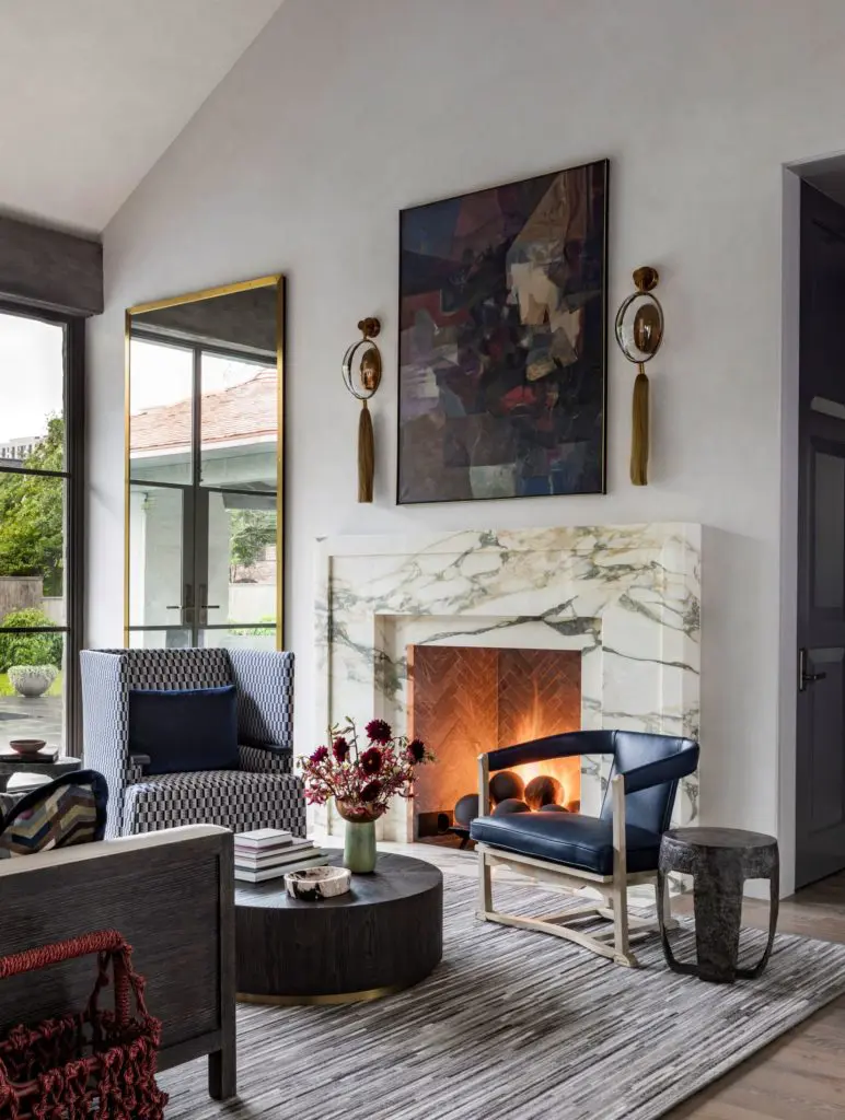 Singular Space — Living or Great Room, Benjamin Johnston Design. (Photos Julie Soefer)
