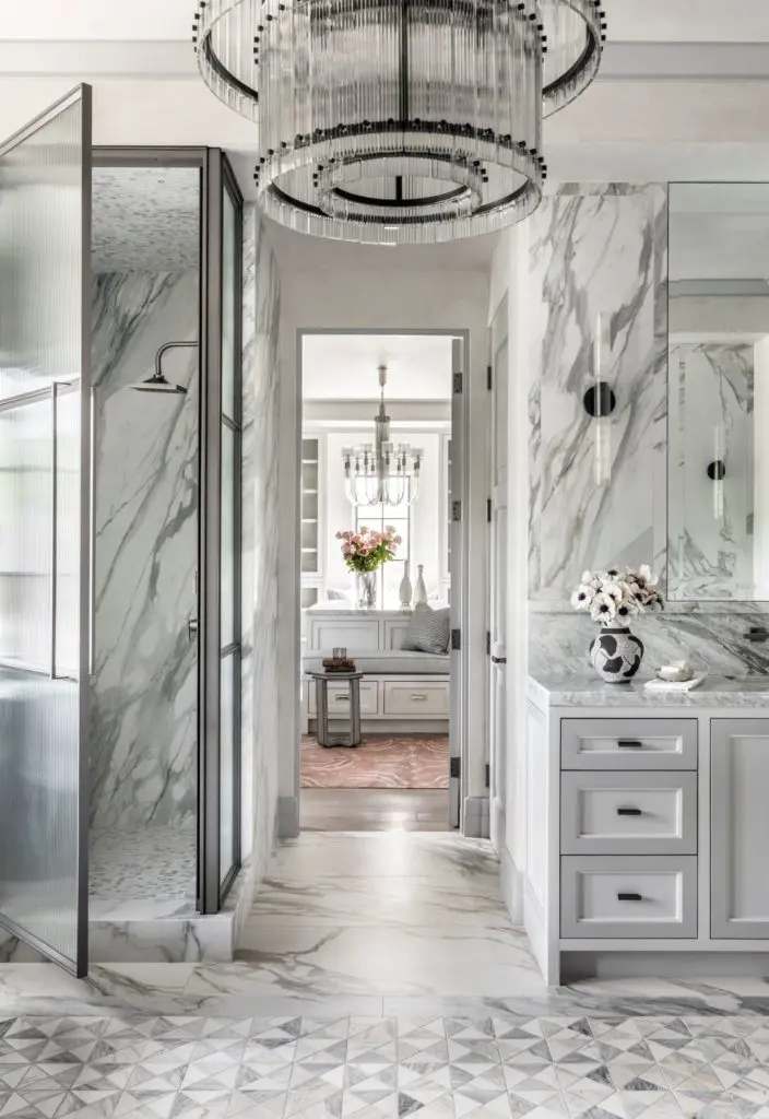 Singular Space — Bath, Benjamin Johnston Design. (Photos Julie Soefer)