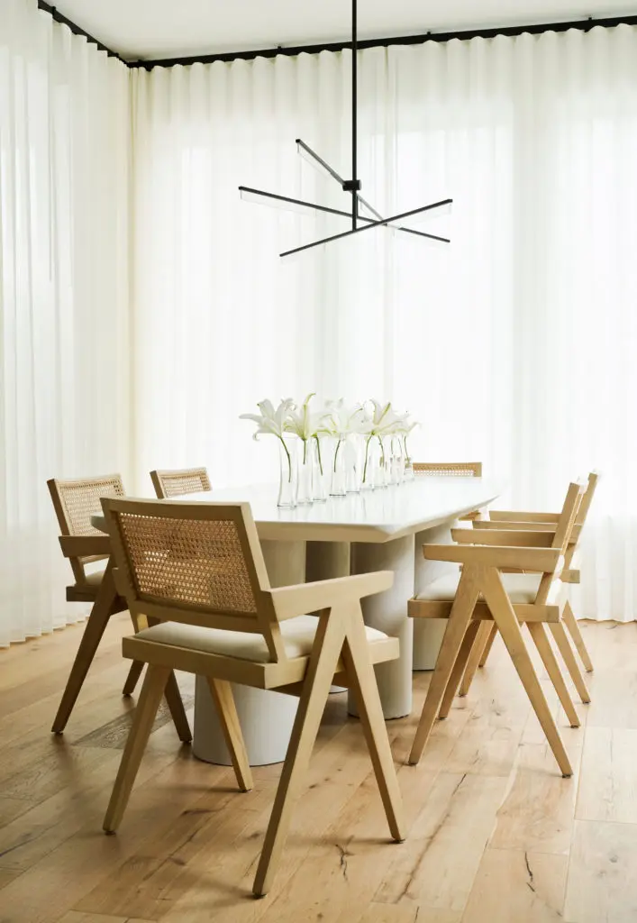 Clearview Residence: Residential Interior Design Under 3,500 Square Feet, Amanda Brooke Interiors. (Photos Jack Thompson)