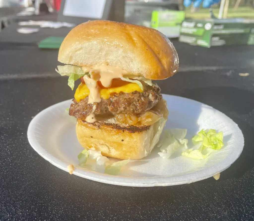 JD's cheeseburger won the hearts of festival goers. Photo by Courtney Dabney.