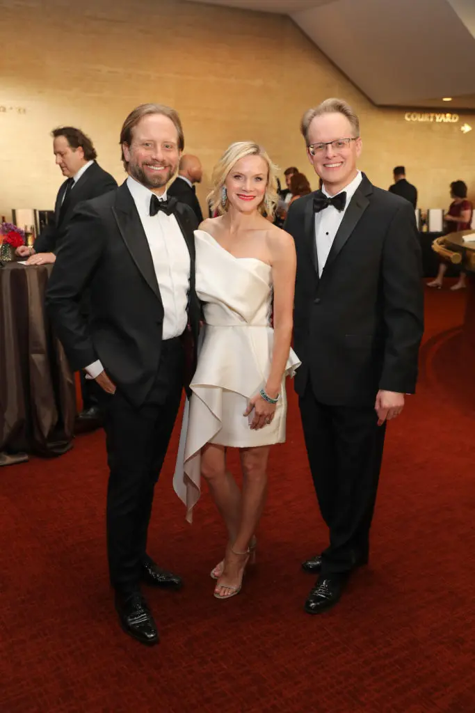 Eric & Lisa Lindsey, John Mangum at the Houston Symphony Wine Dinner and Collector's Auction (Photo by Priscilla Dickson)
