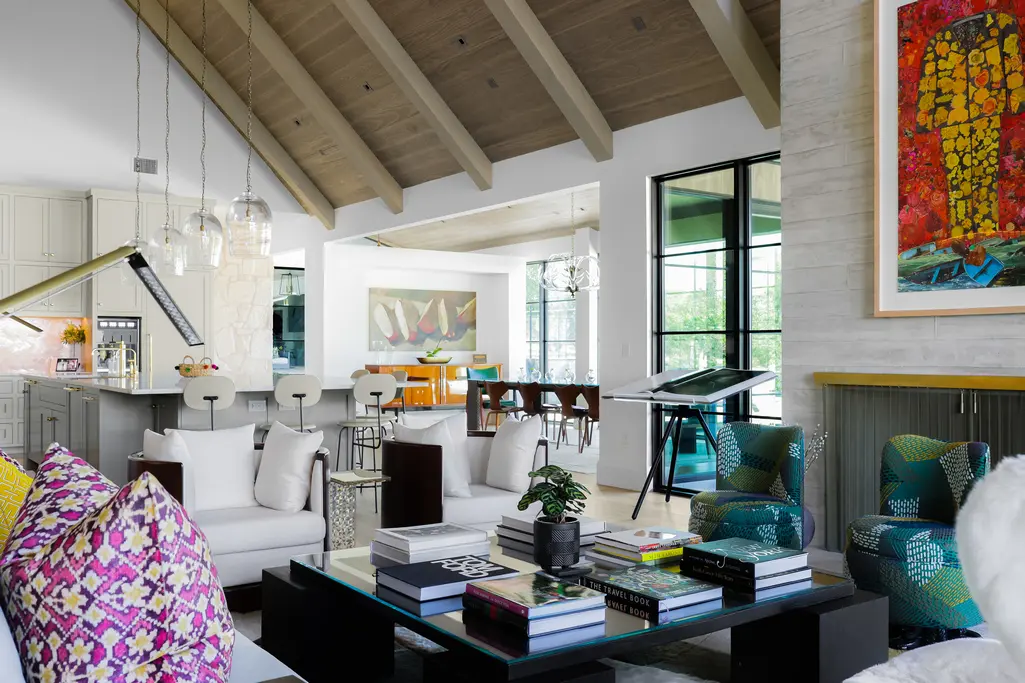 The great room living area at 8 Oaks in the Texas Hill Country  (Photo courtesy of Douglas Elliman Real Estate)