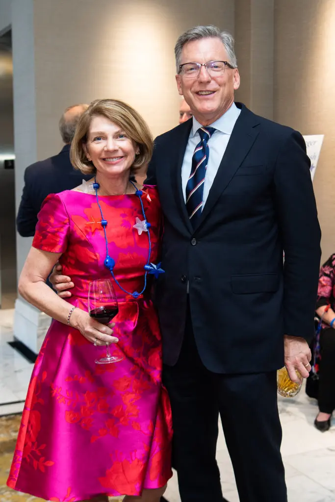 Laurie & Mark Lashier at the Barbara Bush Houston Literacy Foundation Celebration of Reading (Photo by Michelle Watson, CatchLightGroup.com)