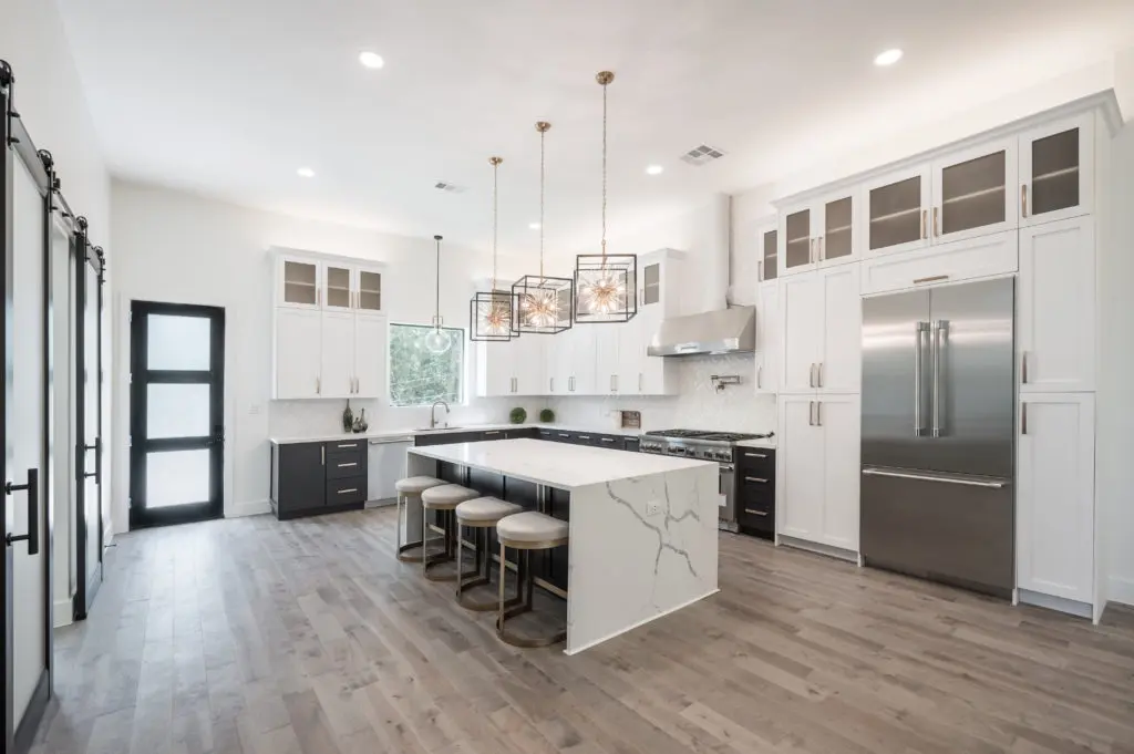 4023 Lanark's guests are immediately immersed in its attention to detail upon entering the home. (Photo by Ambia Photography)