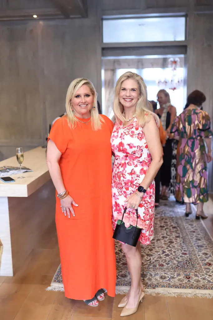 Meredith Chastang, Amy Pierce at the Amir Taghi/Valobra Master Jewelers/Teressa Foglia hats luncheon hosted by PaperCity. (Photo by Quy Tran)