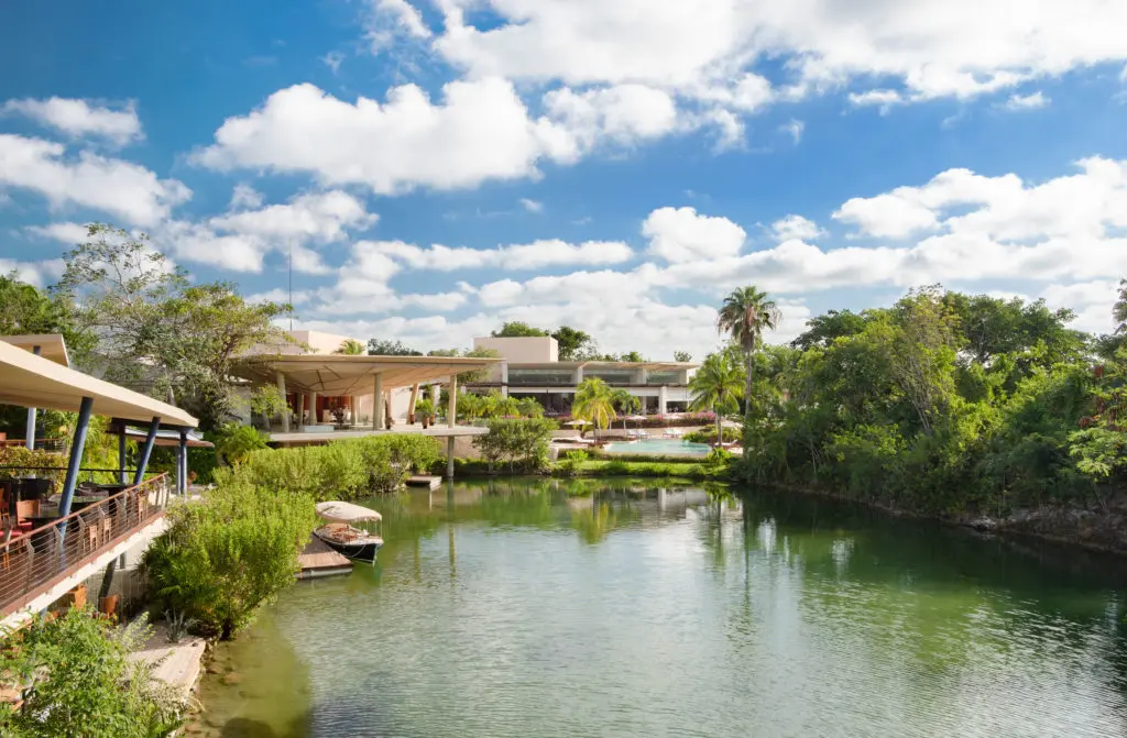 Rosewood Mayakoba's luxury paradise also supports the K’iin Beh school.