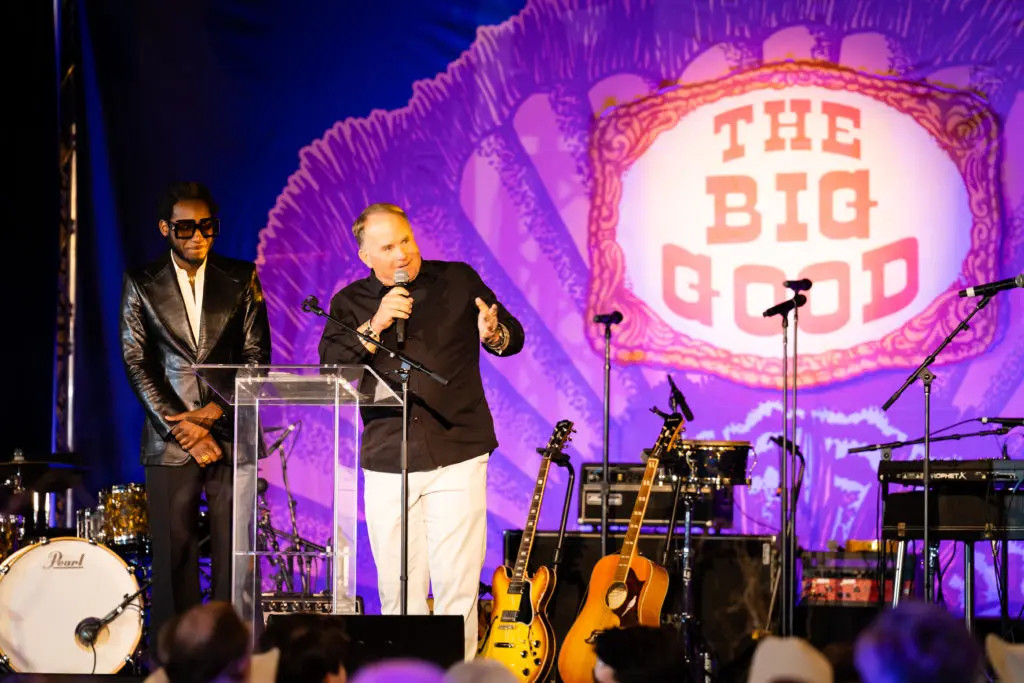  A beloved TCU football coach and a bonified recording artist show their love for Fort Worth.