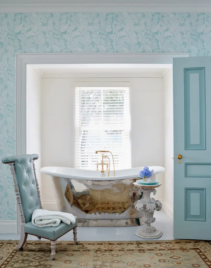 A picturesque bathroom on the farm.(Photo by Trevor Tondro and Otto)