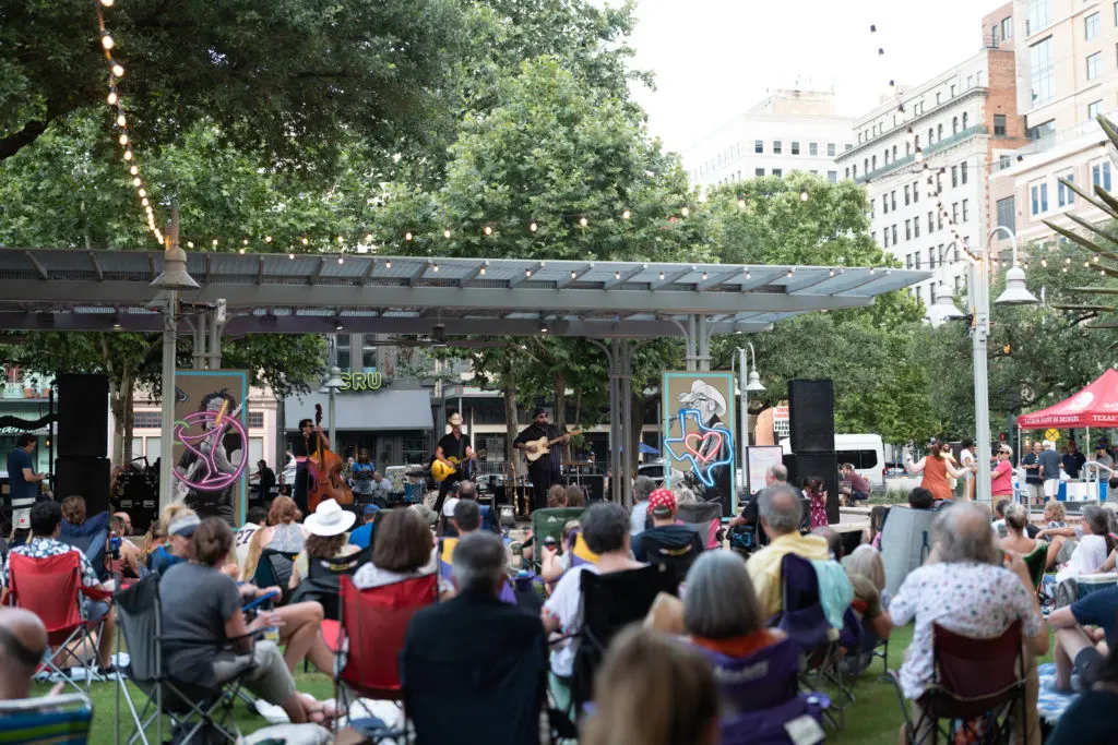 Musicians rock out at Market Square Park (Photo by Daniel Ortiz)
