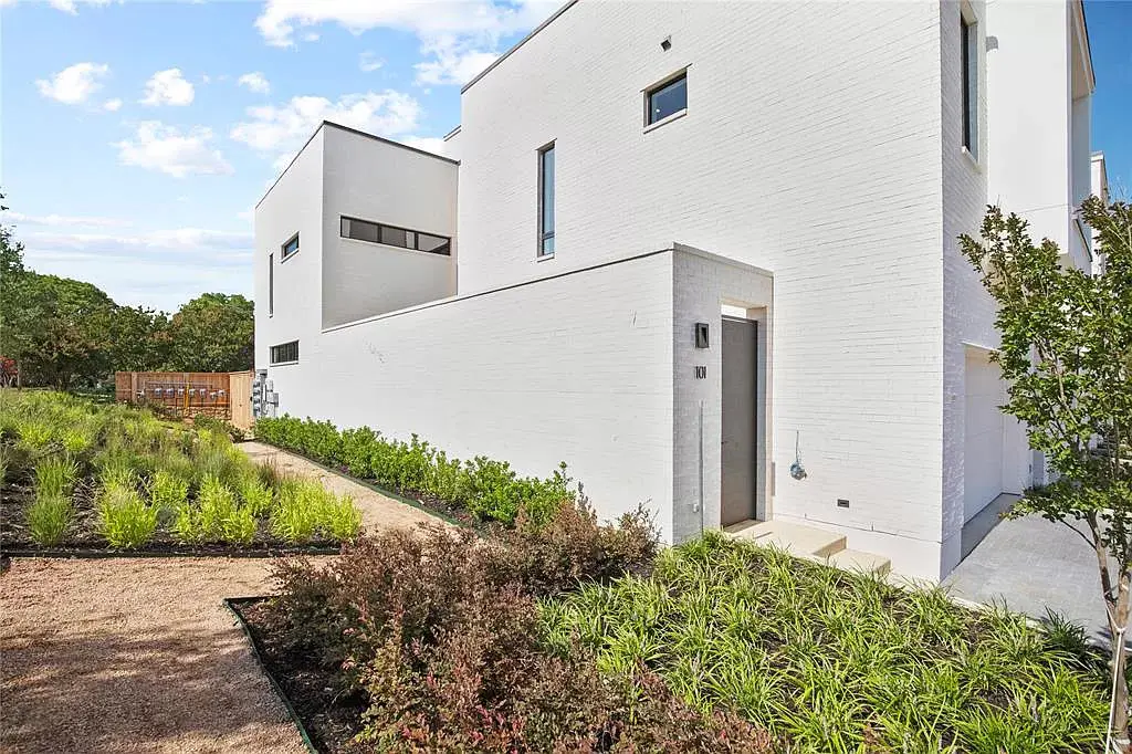 condos for sale in dallas