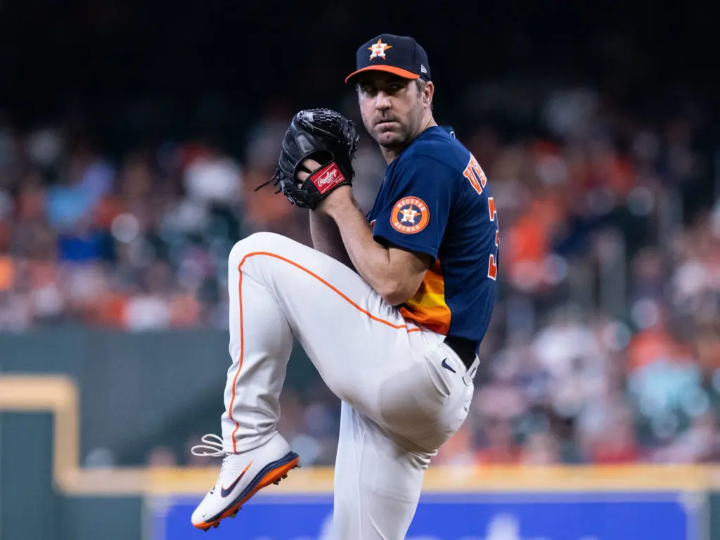Houston Astros ace Justin Verlander knows how to grab a moment. (Photo by F. Carter Smith)