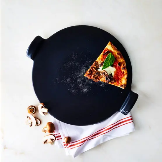 Emile Pizza Stone.