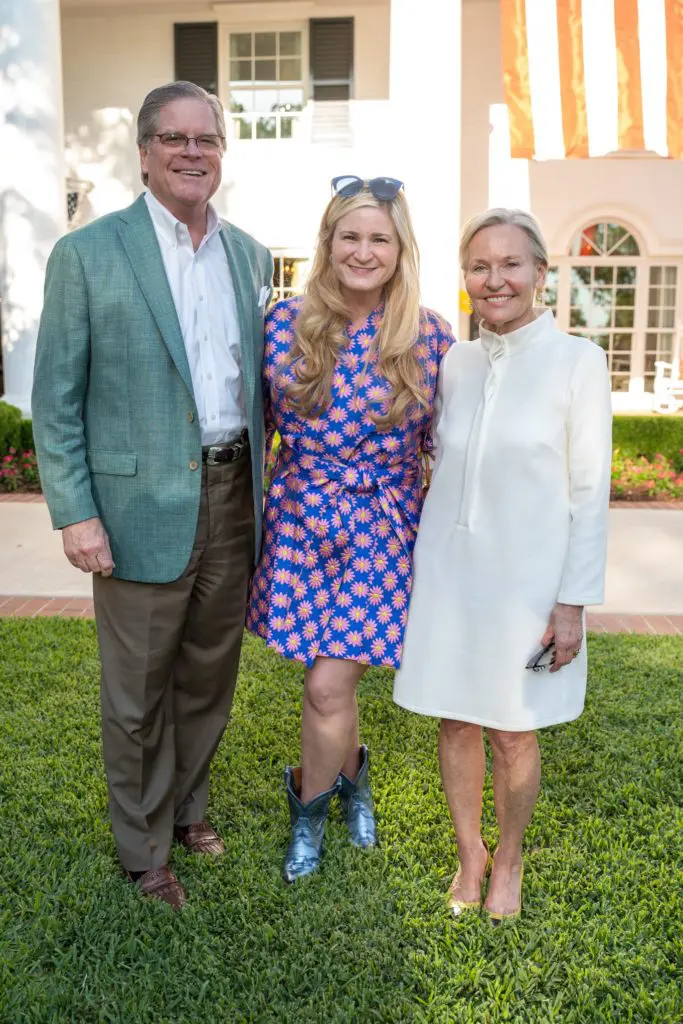 Bill Connally with Meredith Connally, Regional Development Officer, and Leigh Ann Connally. Photo by Danny Campbell.