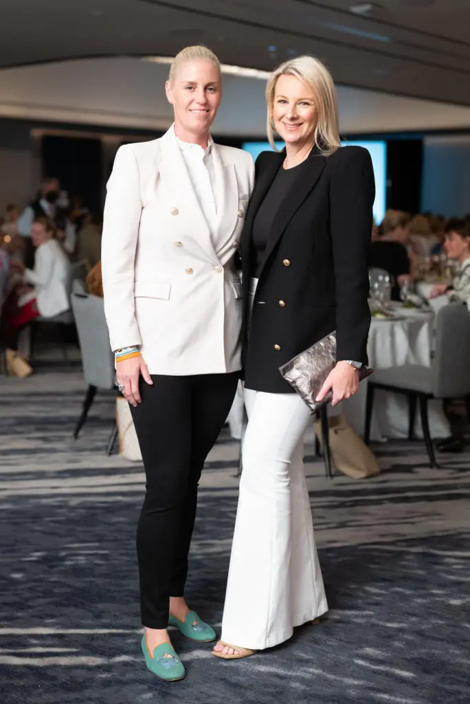 Lauren Taft & Libby Cagle at the Dress for Success Houston event at the Four Seasons Hotel. (Photo by Daniel Ortiz)