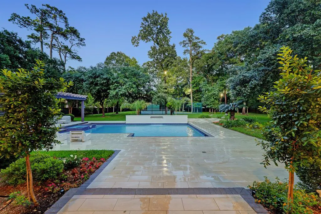 The swimming pool at 402 Timberwilde Lane (Photo by TK Images)