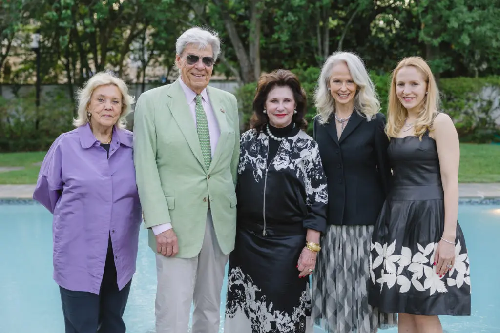 Beth & Wayne Gibbens, Elyse Lanier, Susan Sarofim, Kelly Krohn (photo by Johnny Than)