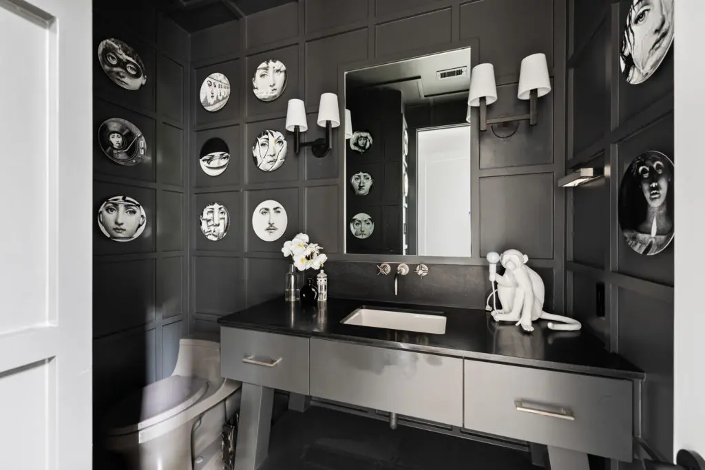 Guest half bath at 2028 Park Street in Houston's coveted 77019 zip code area. (Photo by Josh Gremillion)