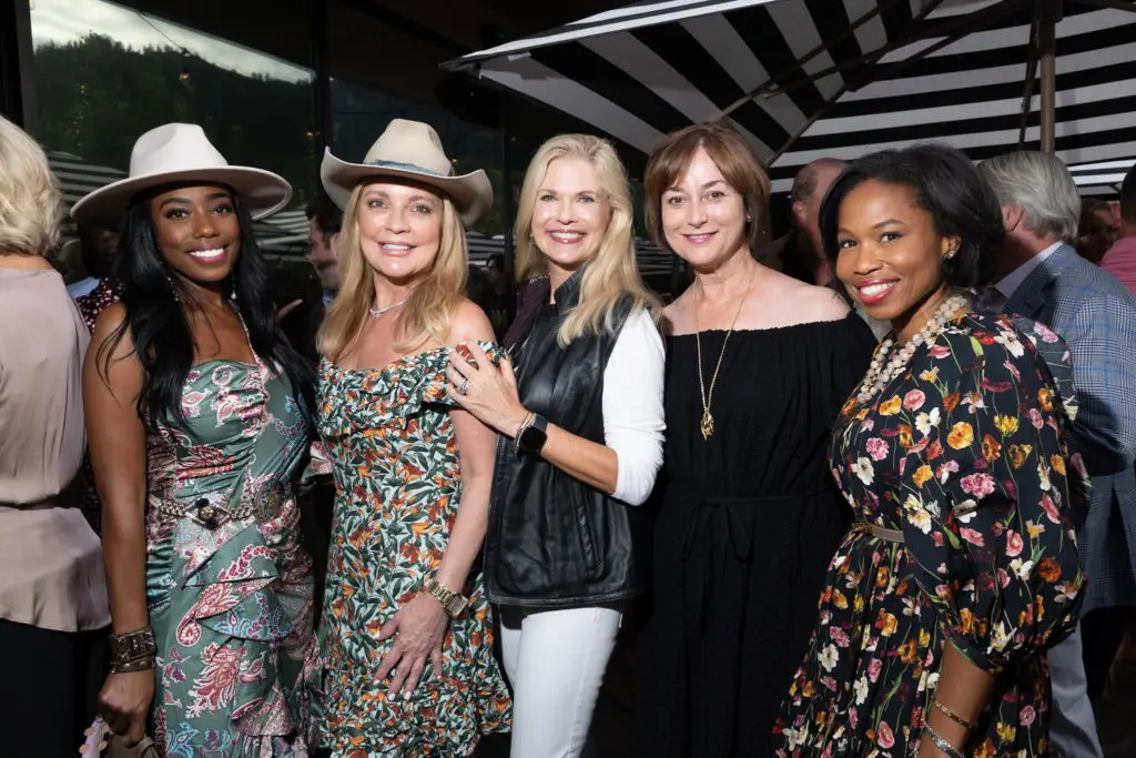 Felicia Stone, Melissa Juneau, Amy Pierce, Leigh Smith, Roslyn Bazzelle Mitchell at the Memorial Hermann Aspen celebration of leading supporters of the Memorial Hermann Foundation. (Photo by Daniel Ortiz)