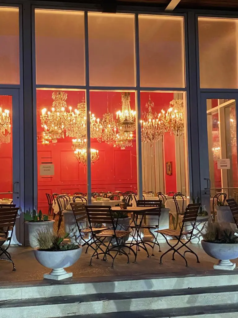 Nighttime lends a seductive aura to the Frida Private Room at Flora. (Photo by Shelby Hodge)