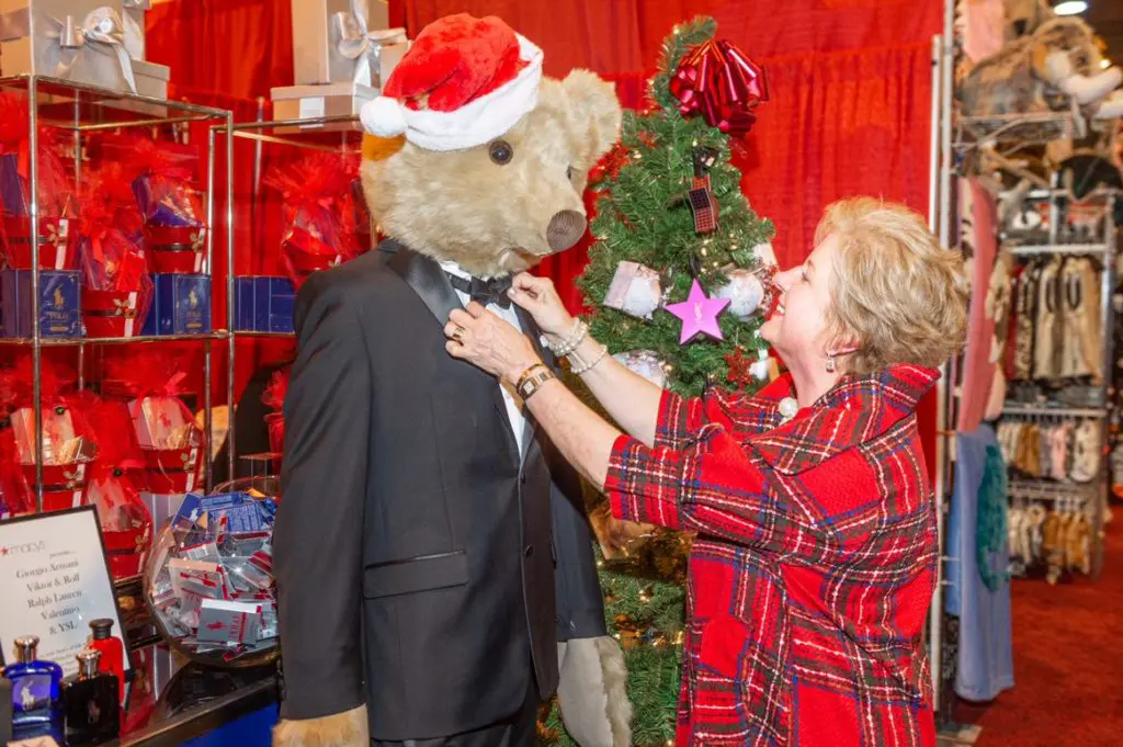After leading the Houston Ballet Nutcracker Market for 34 years, CEO Patsy Chapman looks to retirement in November.